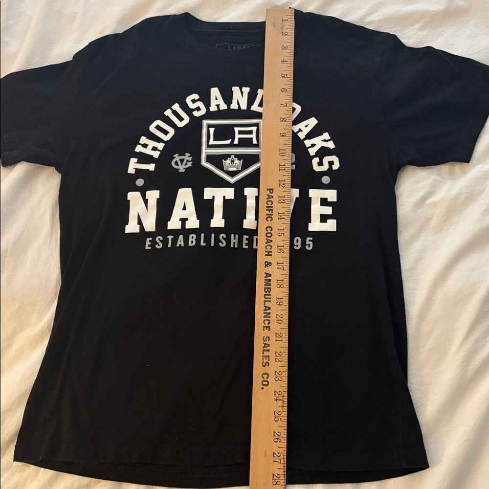 Los Angeles Kings TREVOR MOORE Thousand Oaks Native Shirt/Mini-Bobblehead COMBO - Picture 13 of 13